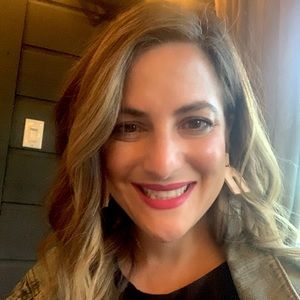 Meet your Posher, Sarah